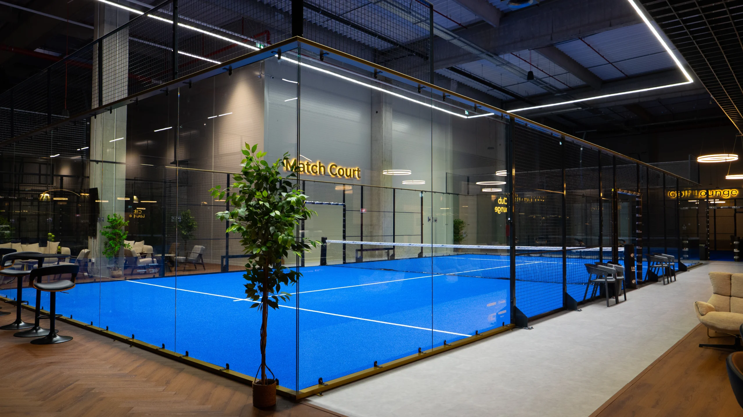 Terenul de padel Match Court din IN7 Club